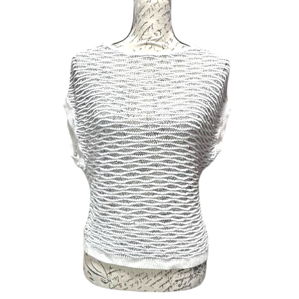 WHBM White and Silver Thread Sleeveless Sweater Size Medium